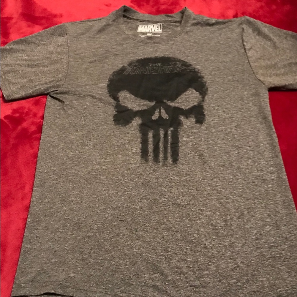 Marvel The Punisher men’s shirt sz small